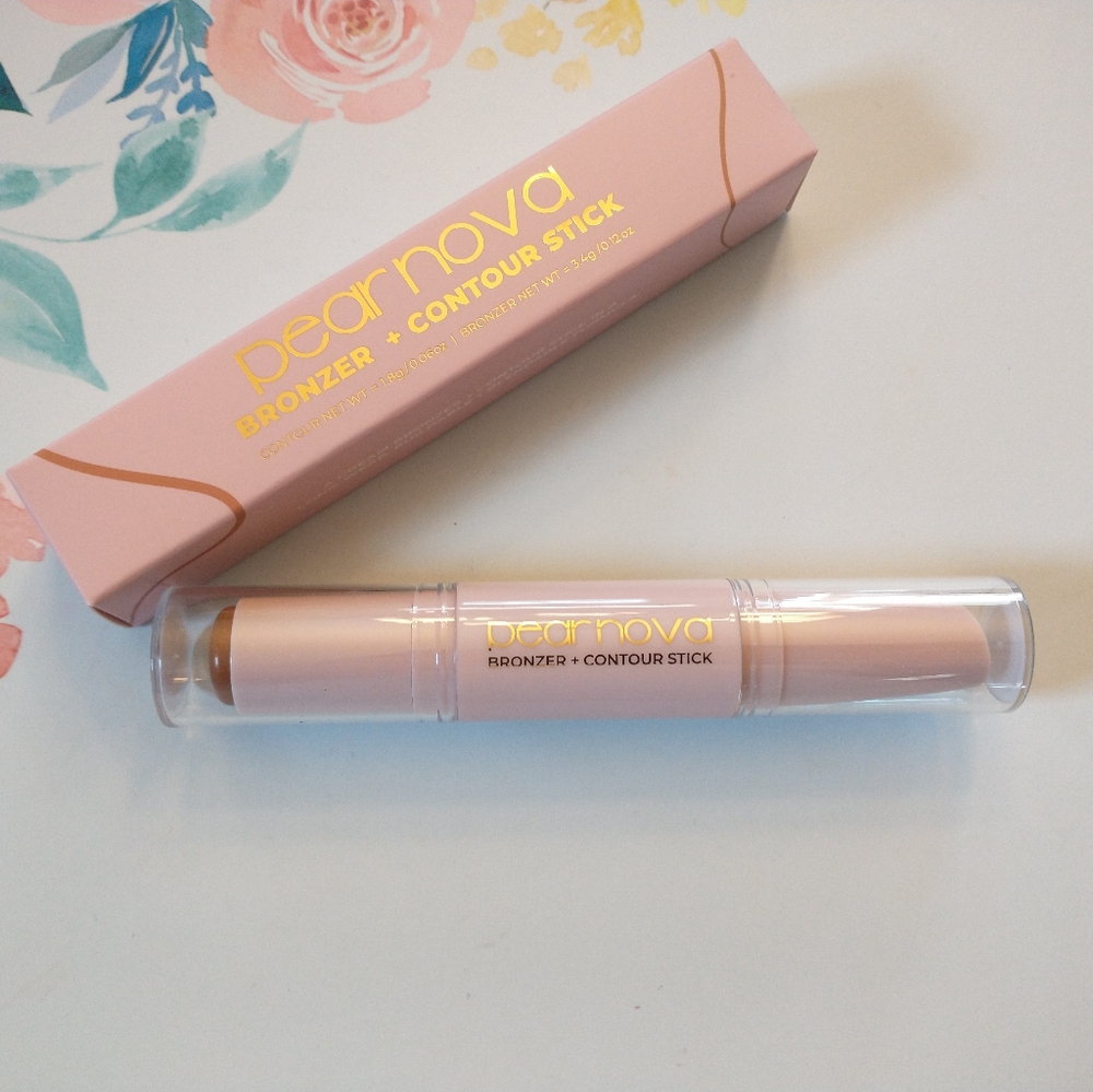 Pear Nova Bronzer + Contour Cream Stick in Medium